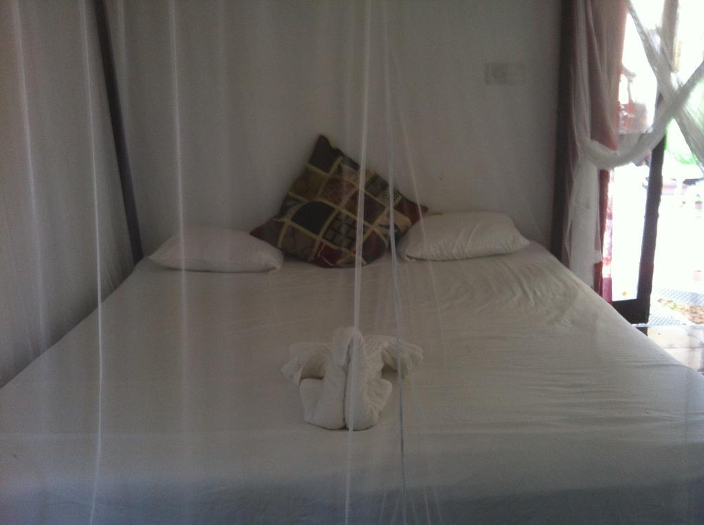 Friends Guesthouse Kudapaduwa Екстер'єр фото