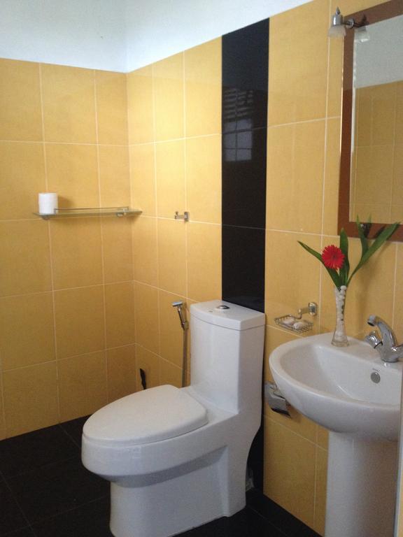 Friends Guesthouse Kudapaduwa Екстер'єр фото